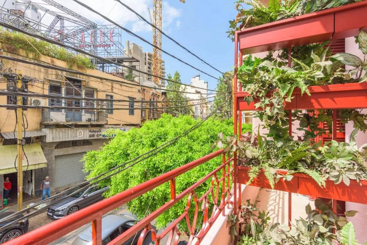 Stairway 2 Room In Mar Mikhael Beyrouth Appartement